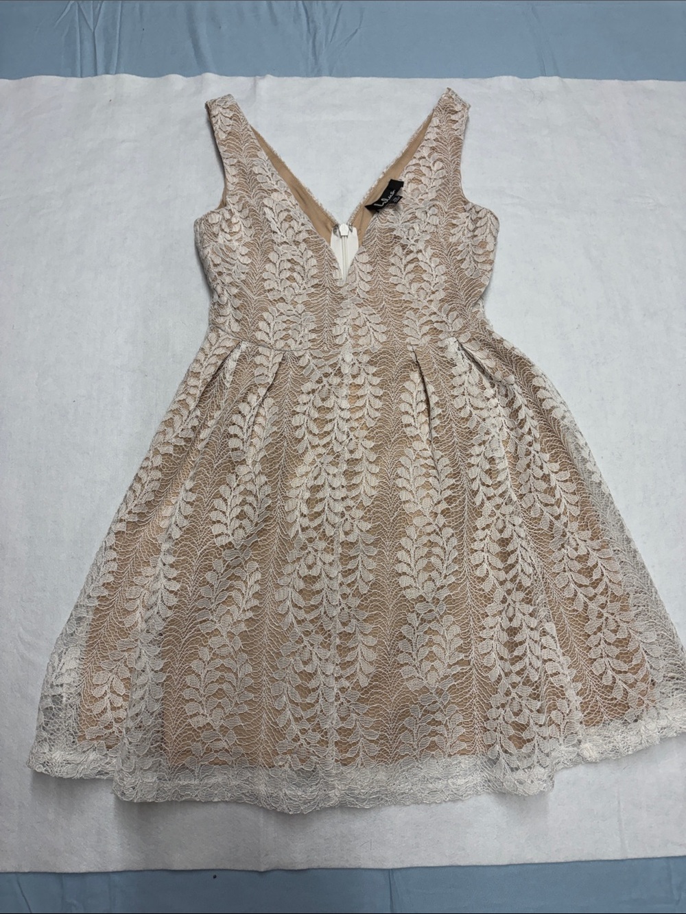 Lulu's Cream Lace/Nude Fit-and-Flare Dress Size XS